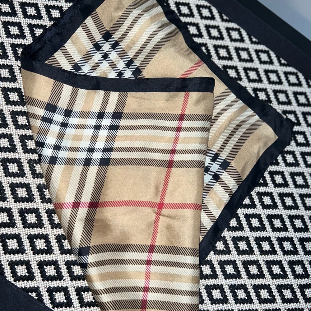 Burberry scarf